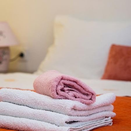 Split Accommodation Luaran gambar